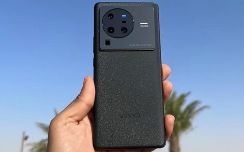 性能表现不输苹果，价格却不到一半，这三款国产手机真厉害