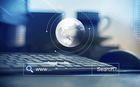 网站制作初期如何吸引更多用户关注。