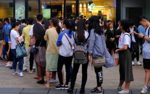 奶茶店新店开业，一波营销大招抢走3家老店的生意，月入十万