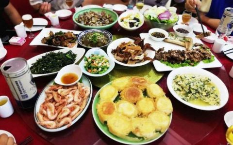 餐厅长期生意差？你该换经营方法了！试试两个妙招，马上扭转生意