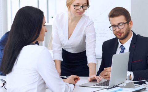 网站推广各种手段的优缺点分析。