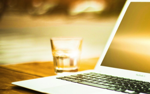 分享开个十元店要多少成本，要投资多少。