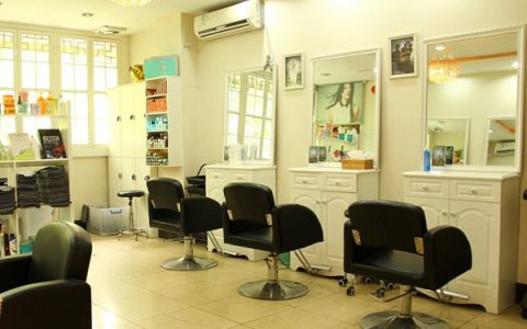 小编教你2019年家庭主妇创业选择什么，要注意哪些问题。