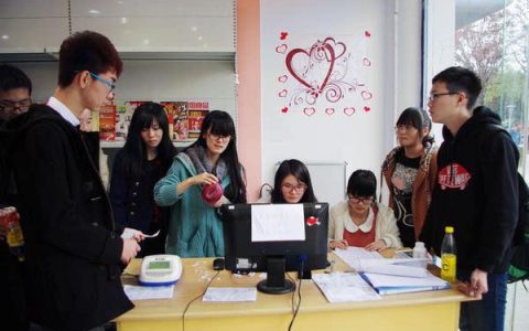 我来分享大学生假期怎么找兼职，有些什么好方法。