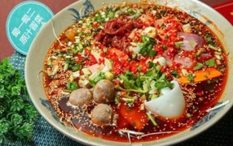小编教你卖冒菜一天能赚一千吗，卖冒菜利润点在哪里。