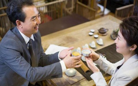 我来分享开茶馆具备哪些条件，靠什么盈利。