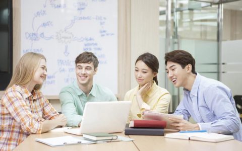 营销技巧：要用客户认同的理念或工具作为切入点，更容易打动客户