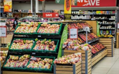 小编分享开超市赚钱吗。