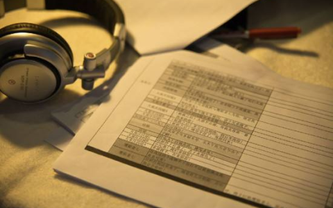 我来教你如何配音。